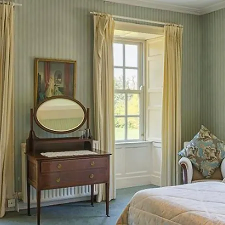 Richmond House *